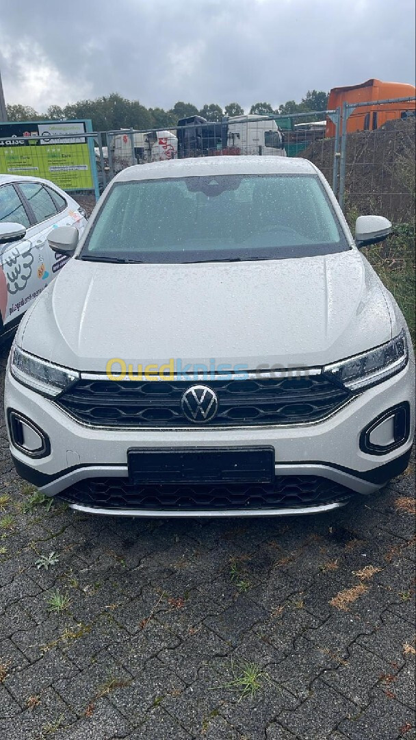 Volkswagen T-Roc 2022 Style basic