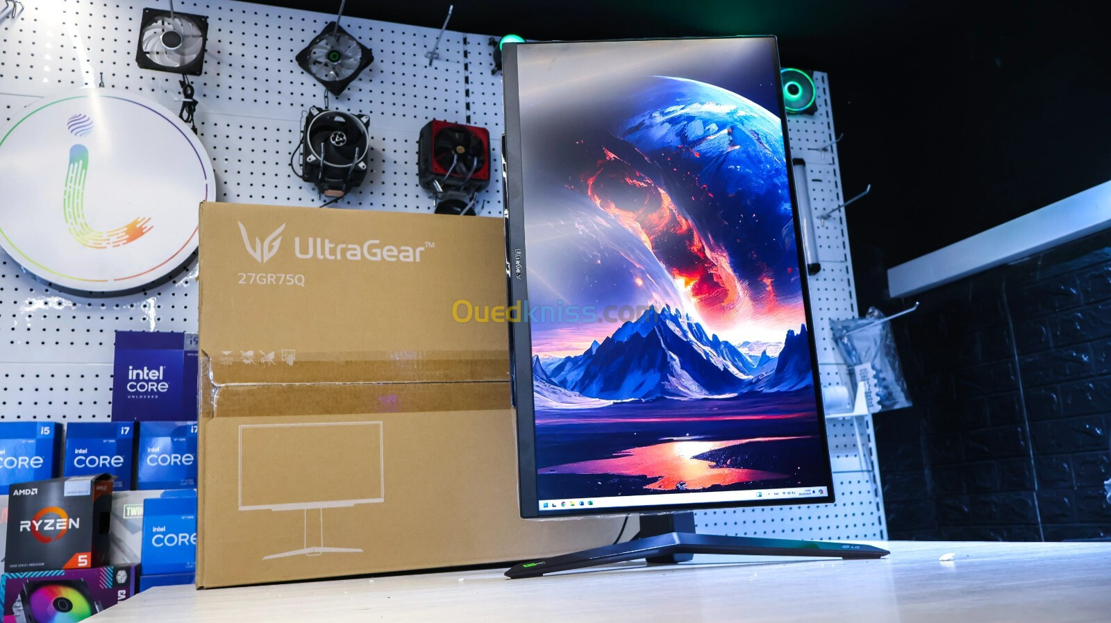 LG UltraGear 27" QHD IPS 165Hz Gaming Monitor 