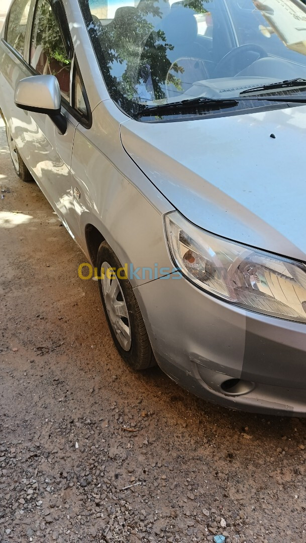 Chevrolet Sail 5 portes 2011 Sail 5 portes