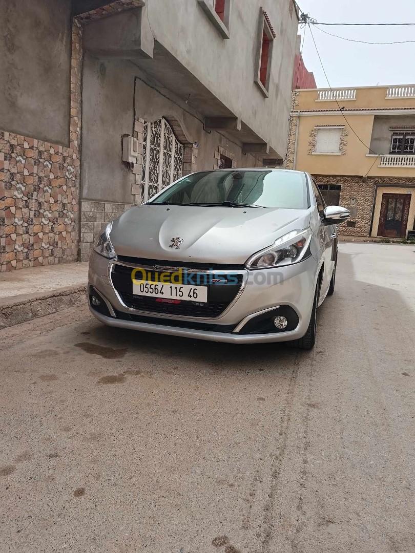 Peugeot 208 2015 Allure Facelift