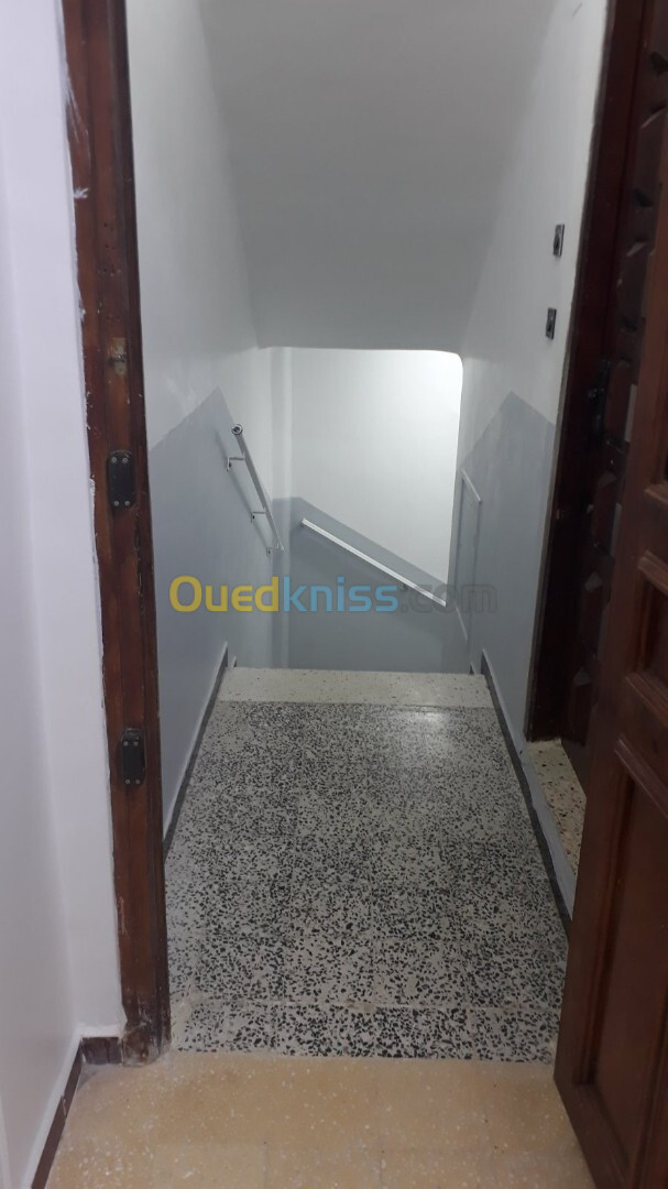 Location Appartement F4 Alger Cheraga