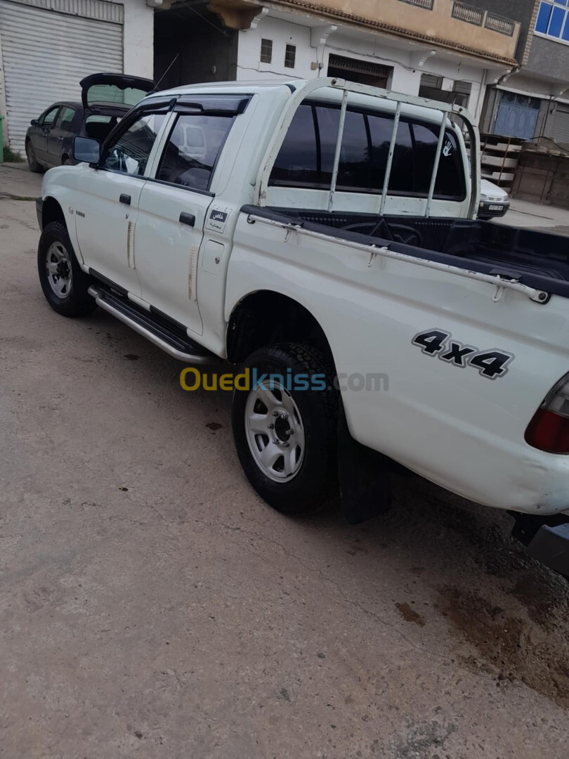 Mitsubishi L200 2004 Doube cabine Evolution