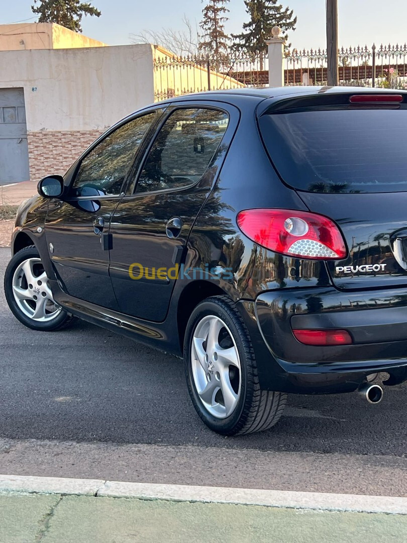 Peugeot 206 Plus 2012 206 Plus