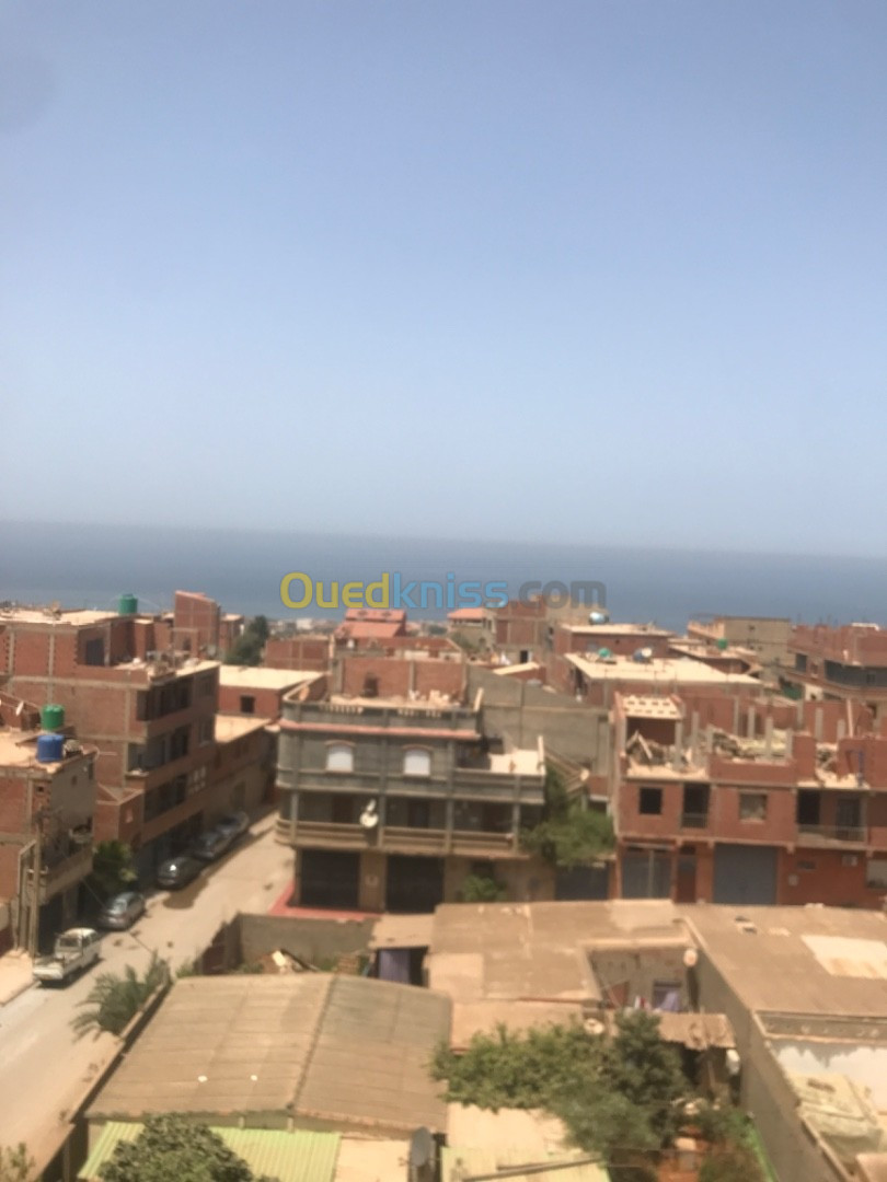 Echange Appartement F4 Tipaza Bou ismail