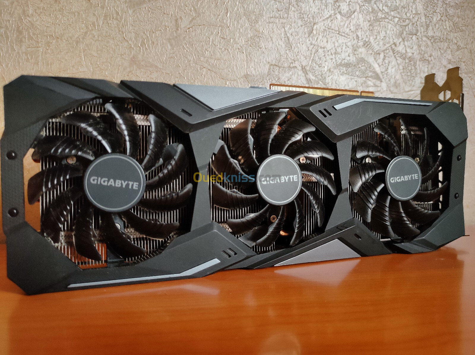 RX 5700 XT Gigabyte Gaming OC. Original USA (mach ta Aliexpress)