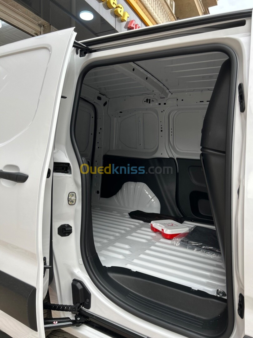 Fiat Doblo 2024 Italien