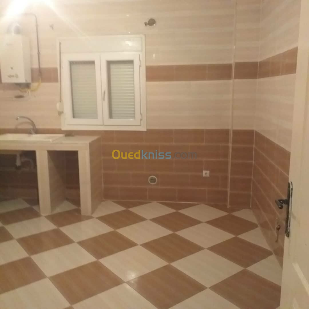 Location Niveau De Villa F3 Alger El marsa