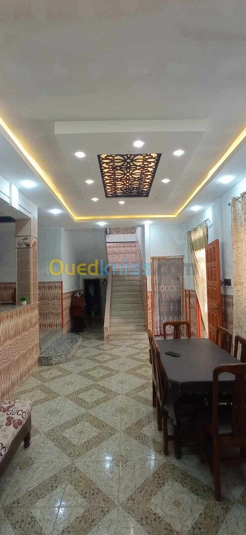 Vente Niveau De Villa F4 Aïn Témouchent Oulhaca el gheraba