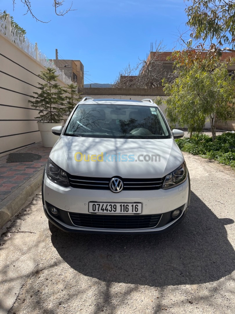 Volkswagen Touran 2016 