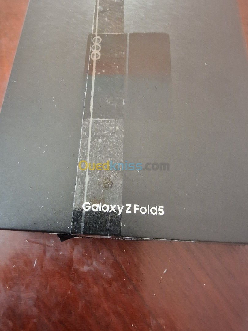 Samsung Galaxy Z Fold5