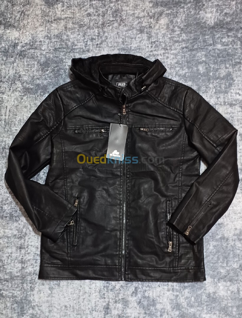 blouson en simili cuir souple avec capuche détachable 