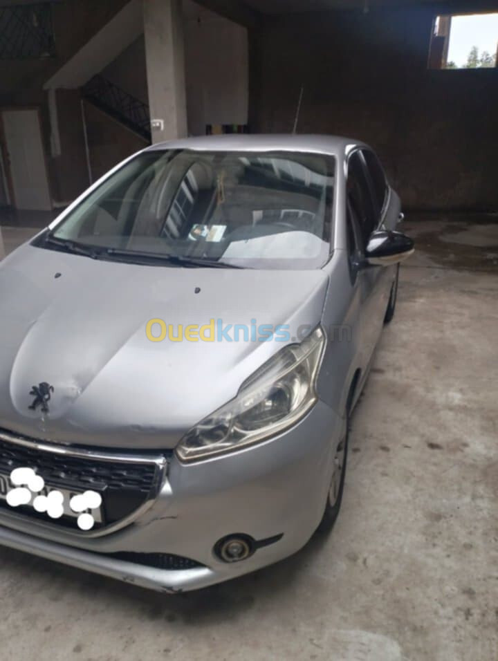 Peugeot 208 2012 Access