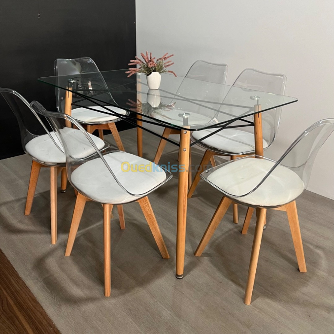 Table en verre trempée avec 6 chaises transparente 