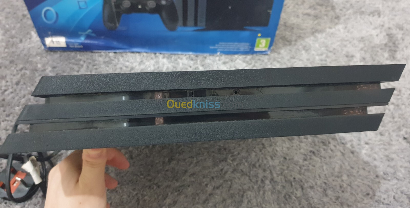 Ps4 pro (négociable)