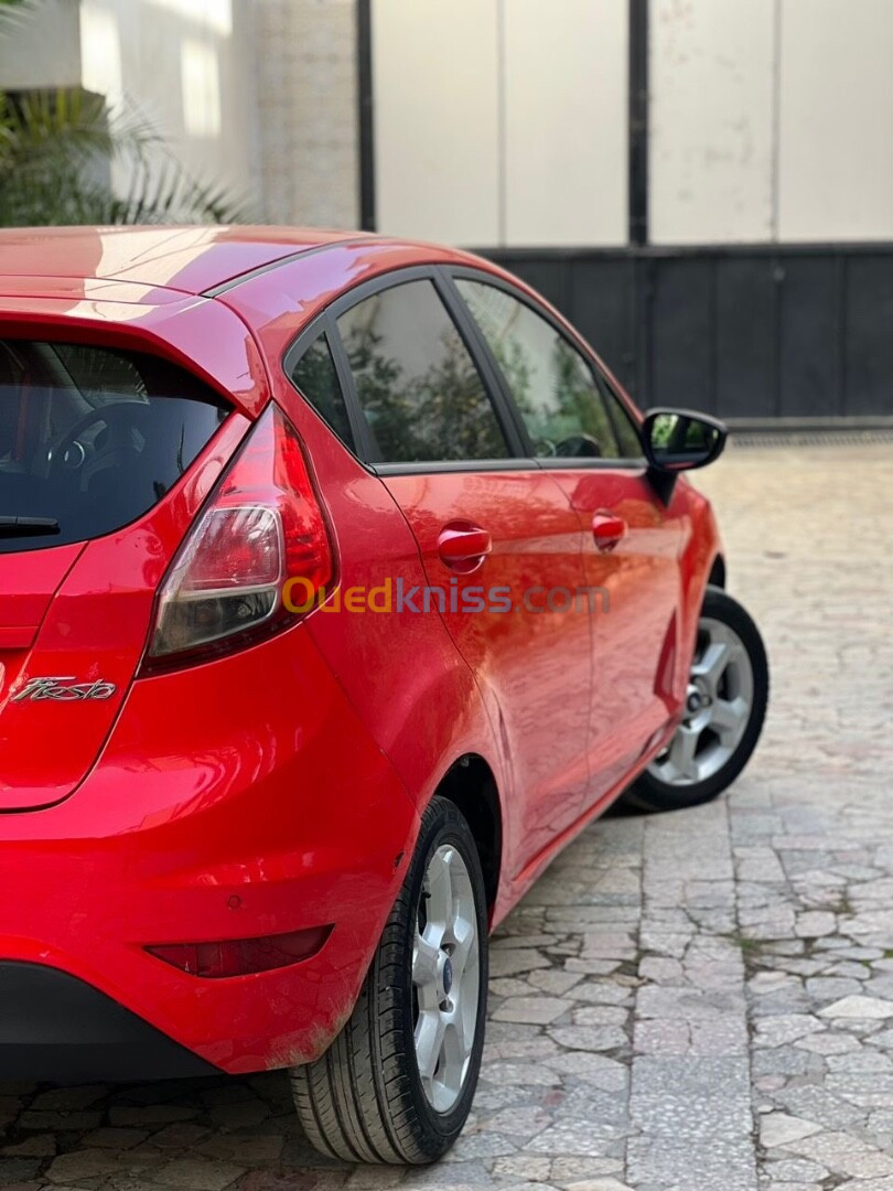 Ford Fiesta 2015 