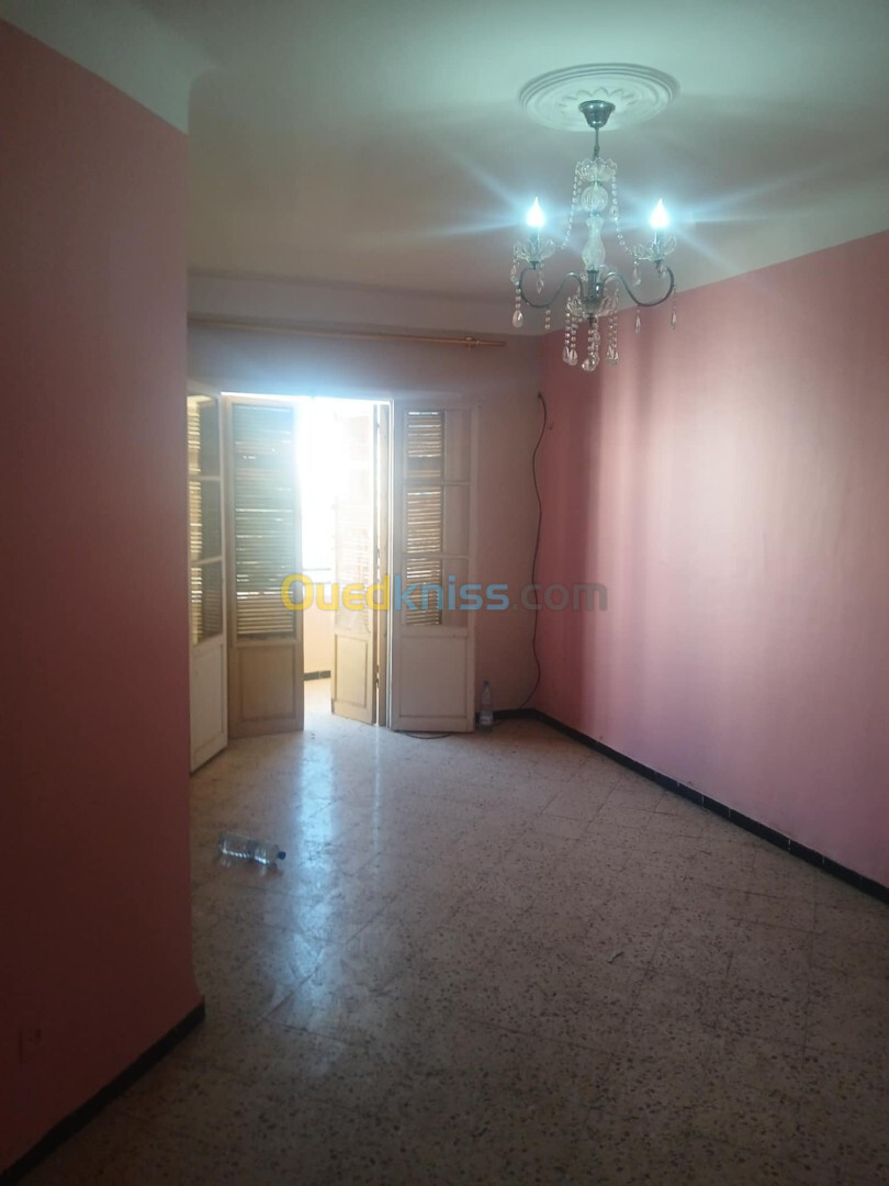 Location Appartement F3 Alger Bab ezzouar