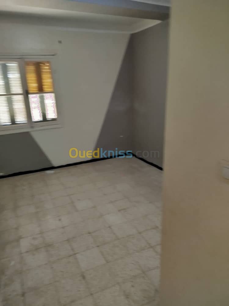 Vente Appartement F3 Alger Bab ezzouar