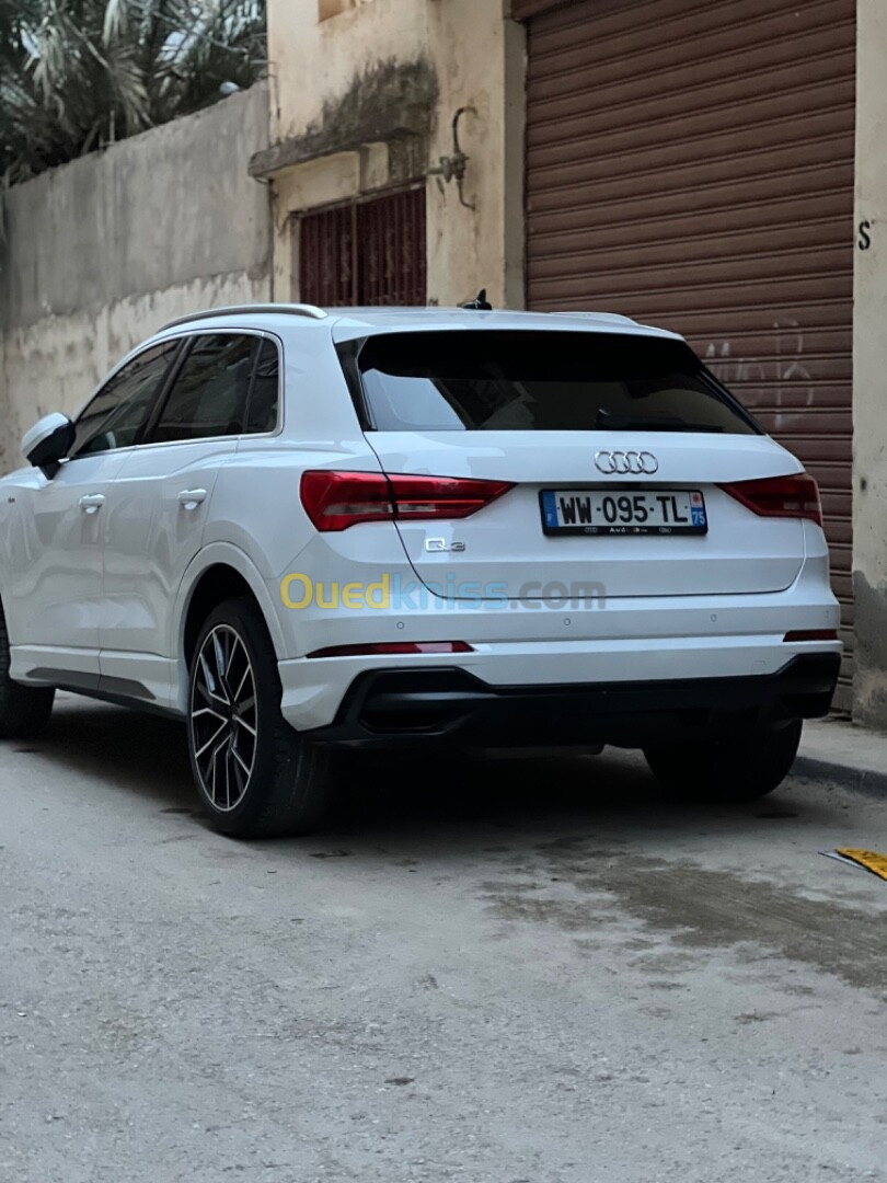 Audi Q3 2021 Ambition