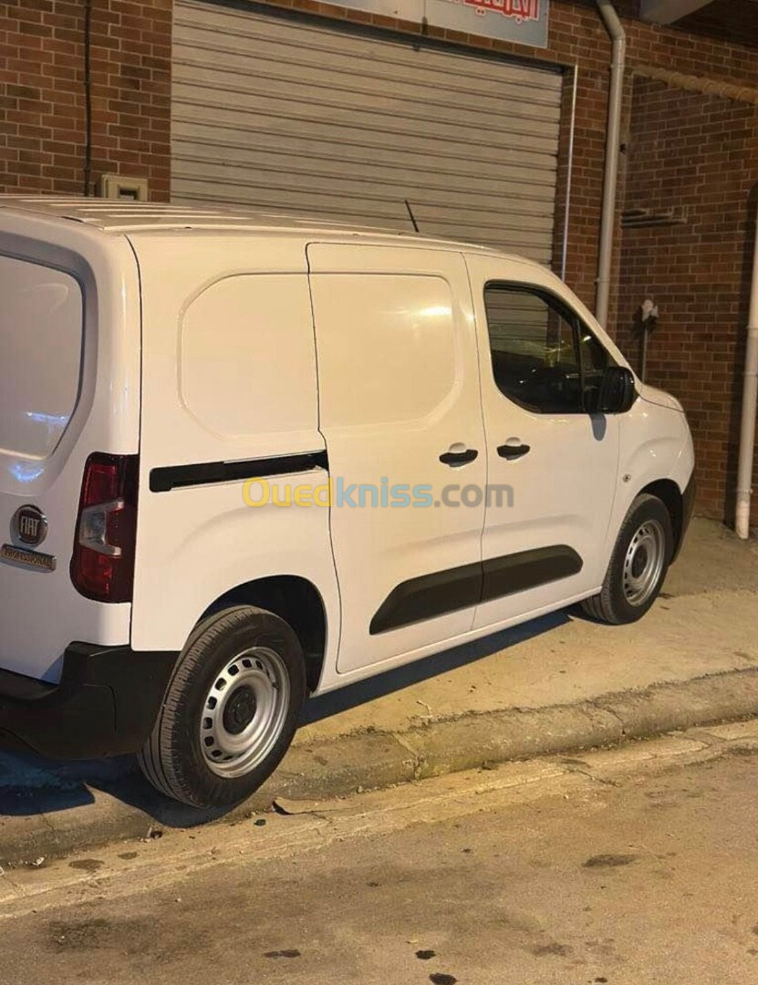 Fiat Doblo italien 2024 