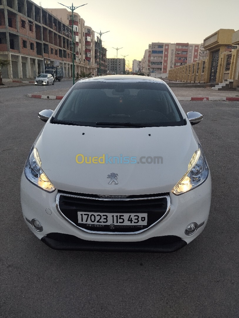 Peugeot 208 2015 Allure