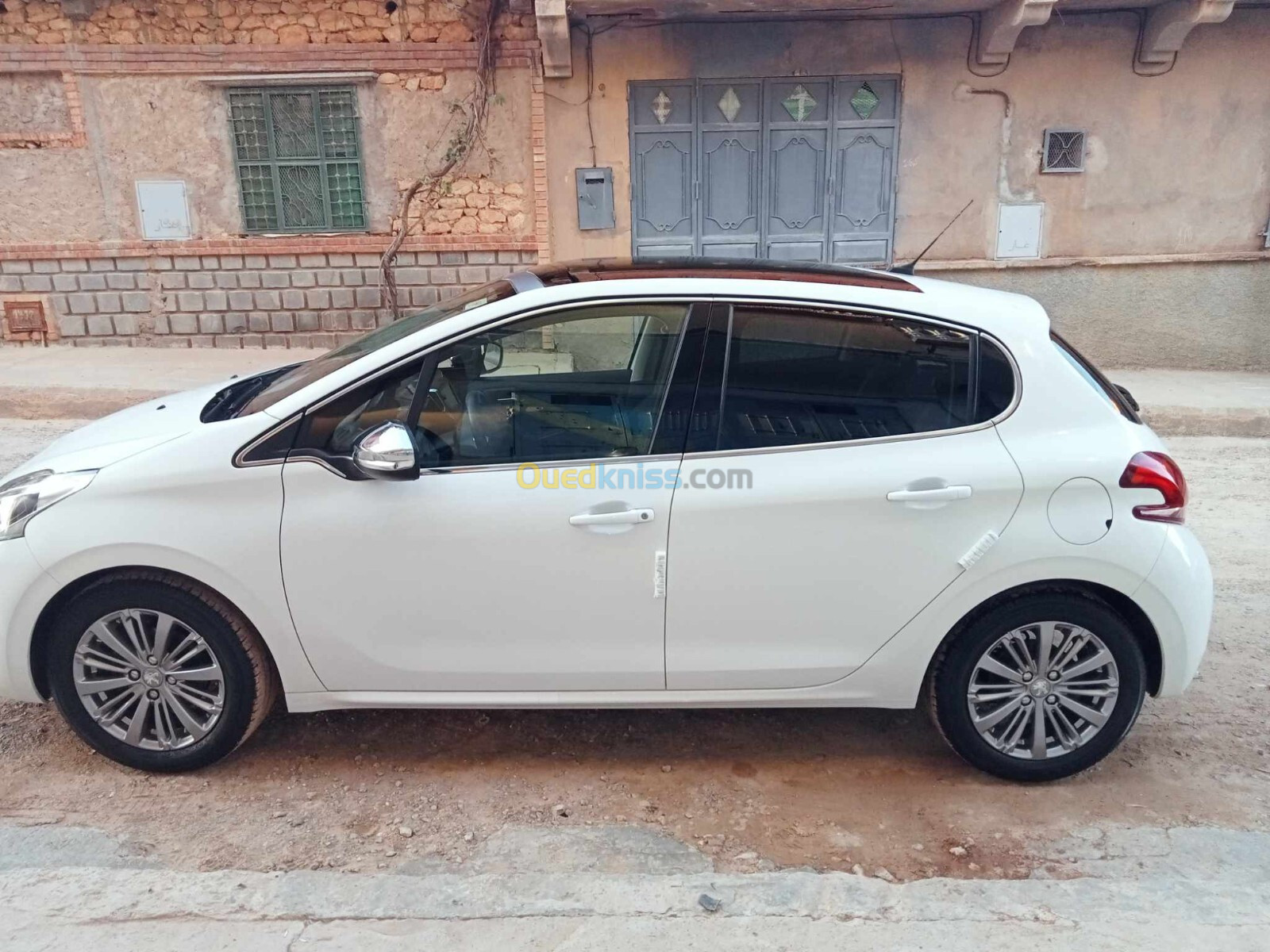 Peugeot 208 2019 Allure Facelift