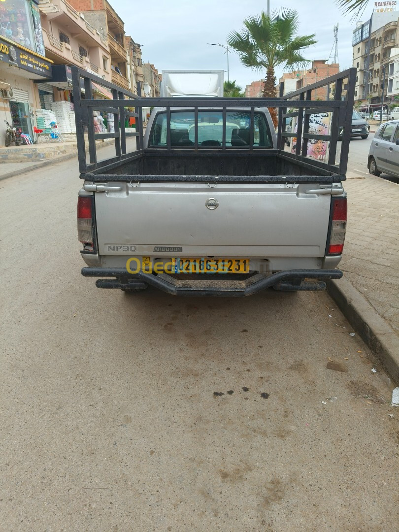 Nissan Pickup hardbody 2012 2.5