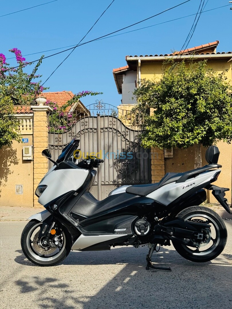 Yamaha T max 2019