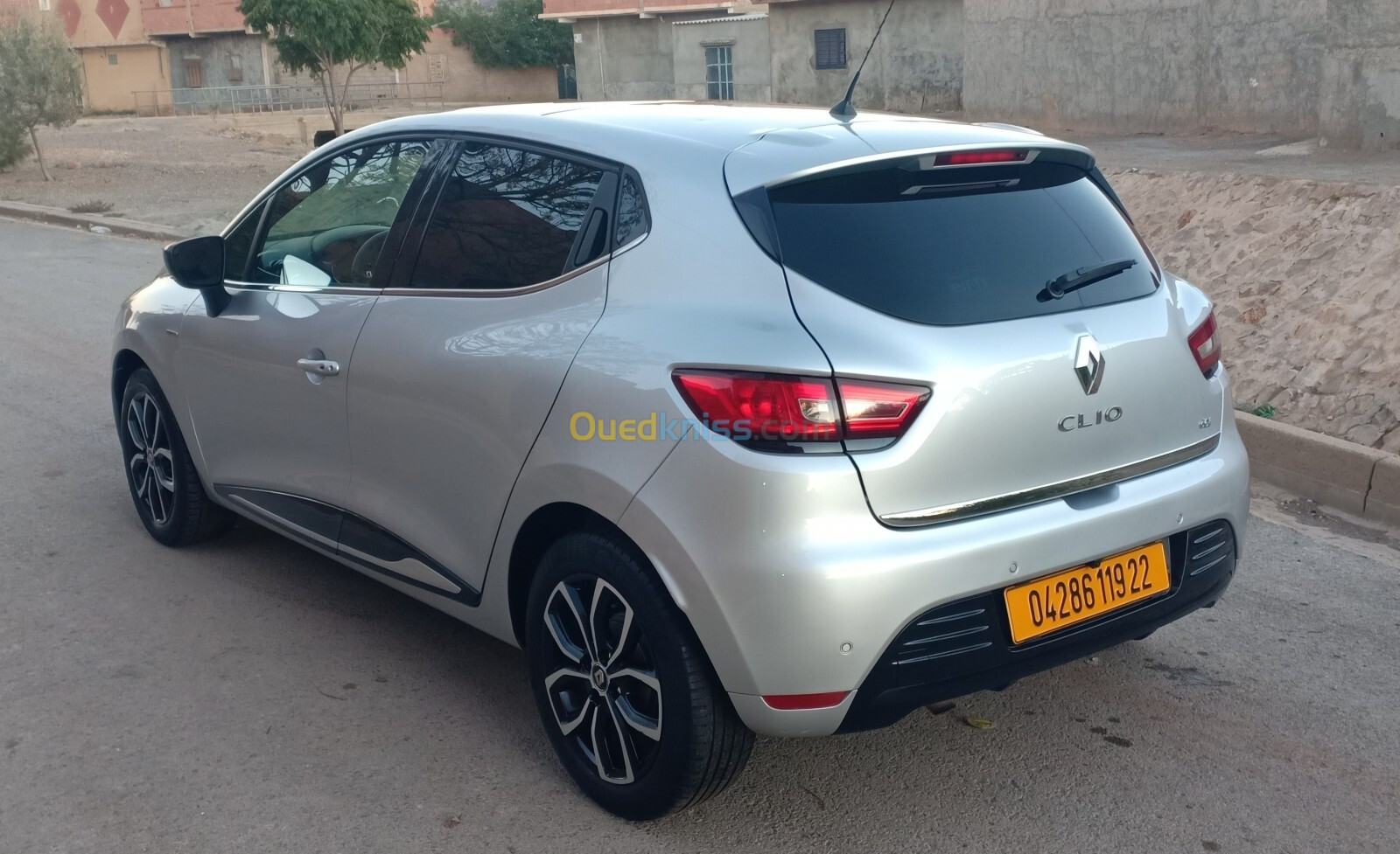 Renault Clio 4 2019 Limited 2