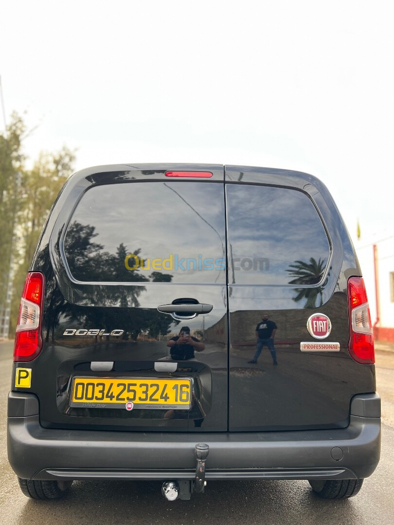 Fiat Doblo 2024 Intalien