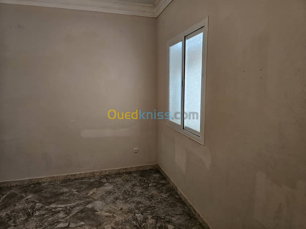 Location Appartement F5 Tlemcen Zenata