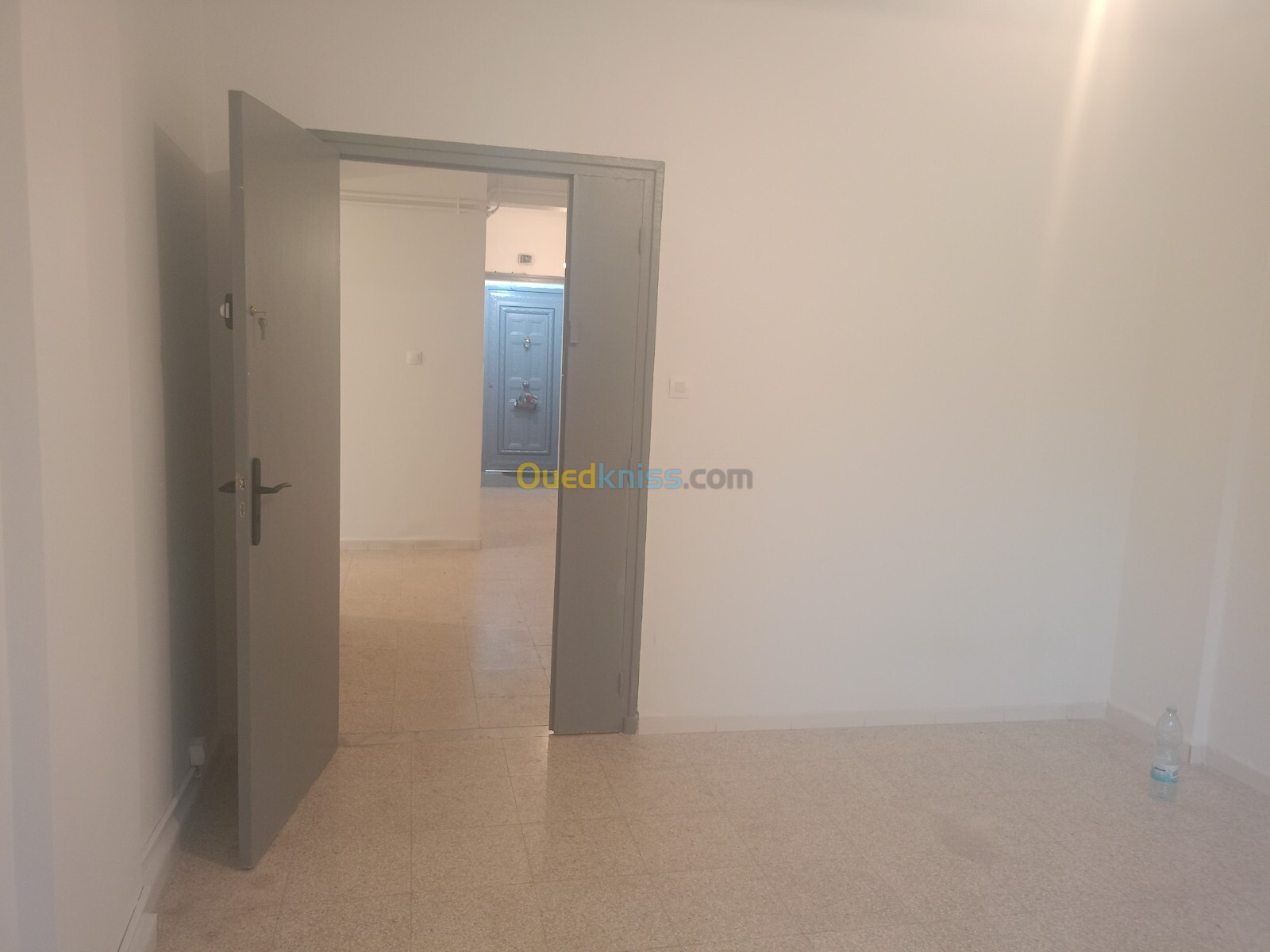 Location Appartement F2 Alger Hydra