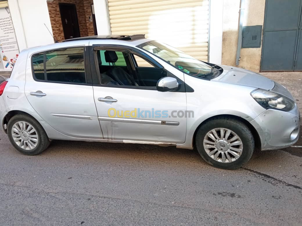 Renault Clio 3 2010 Exception