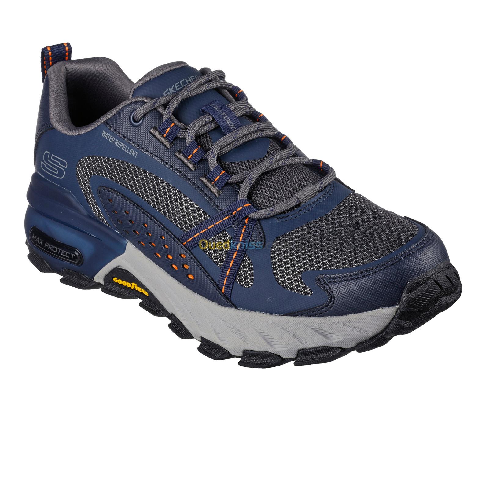 SKECHERS Max Protect