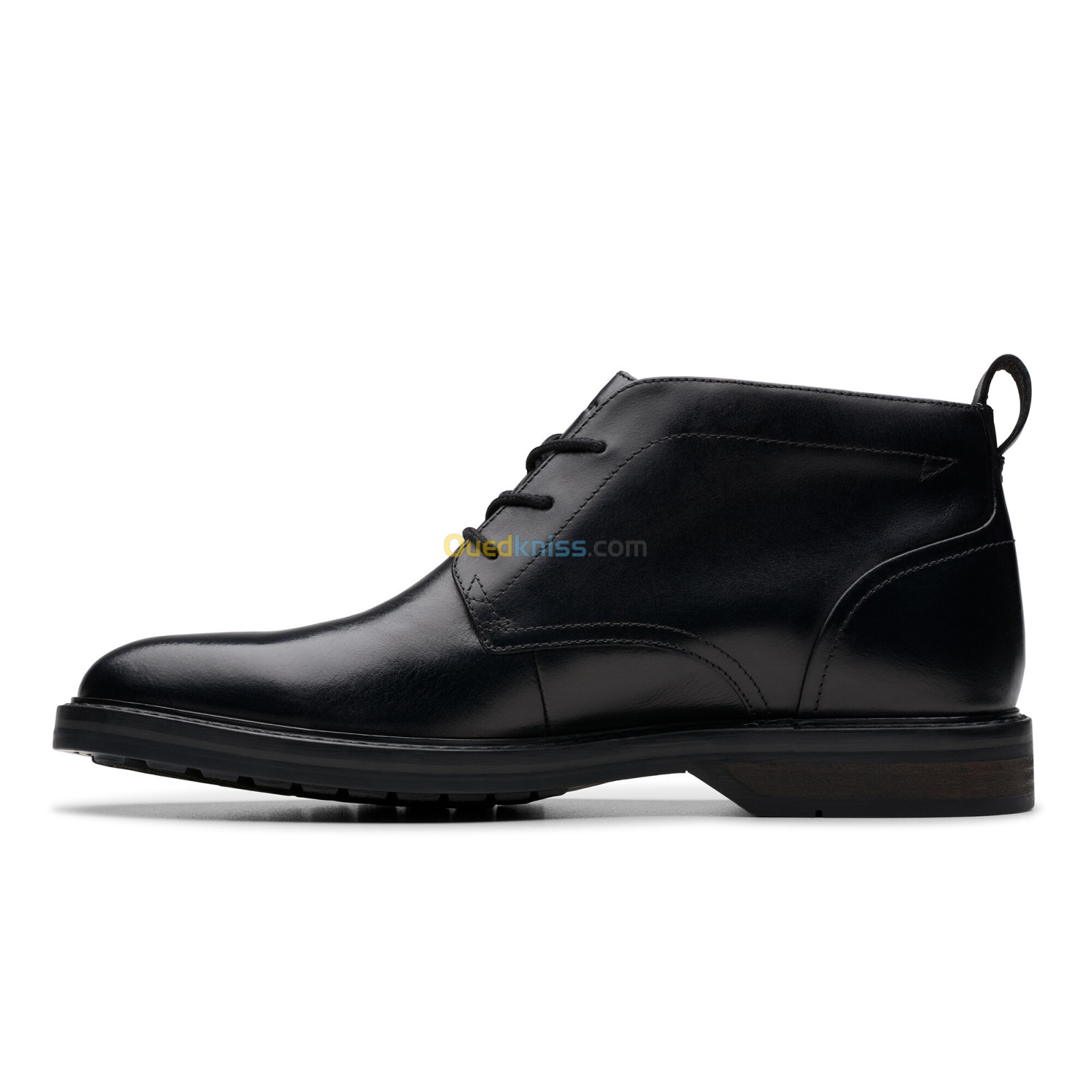 CLARKS Aldwin Chukka Black Leather