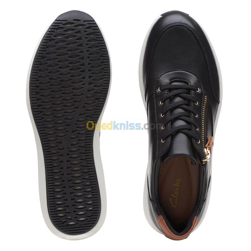 CLARKS Un Rio Zip Black Leather