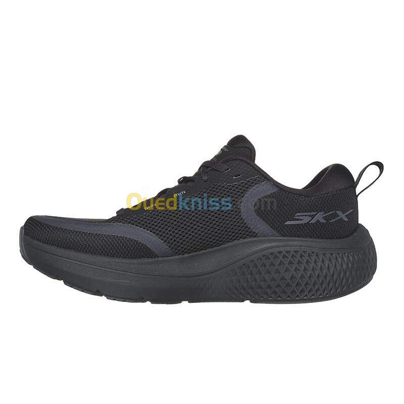 SKECHERS Go Run Supersonic Max