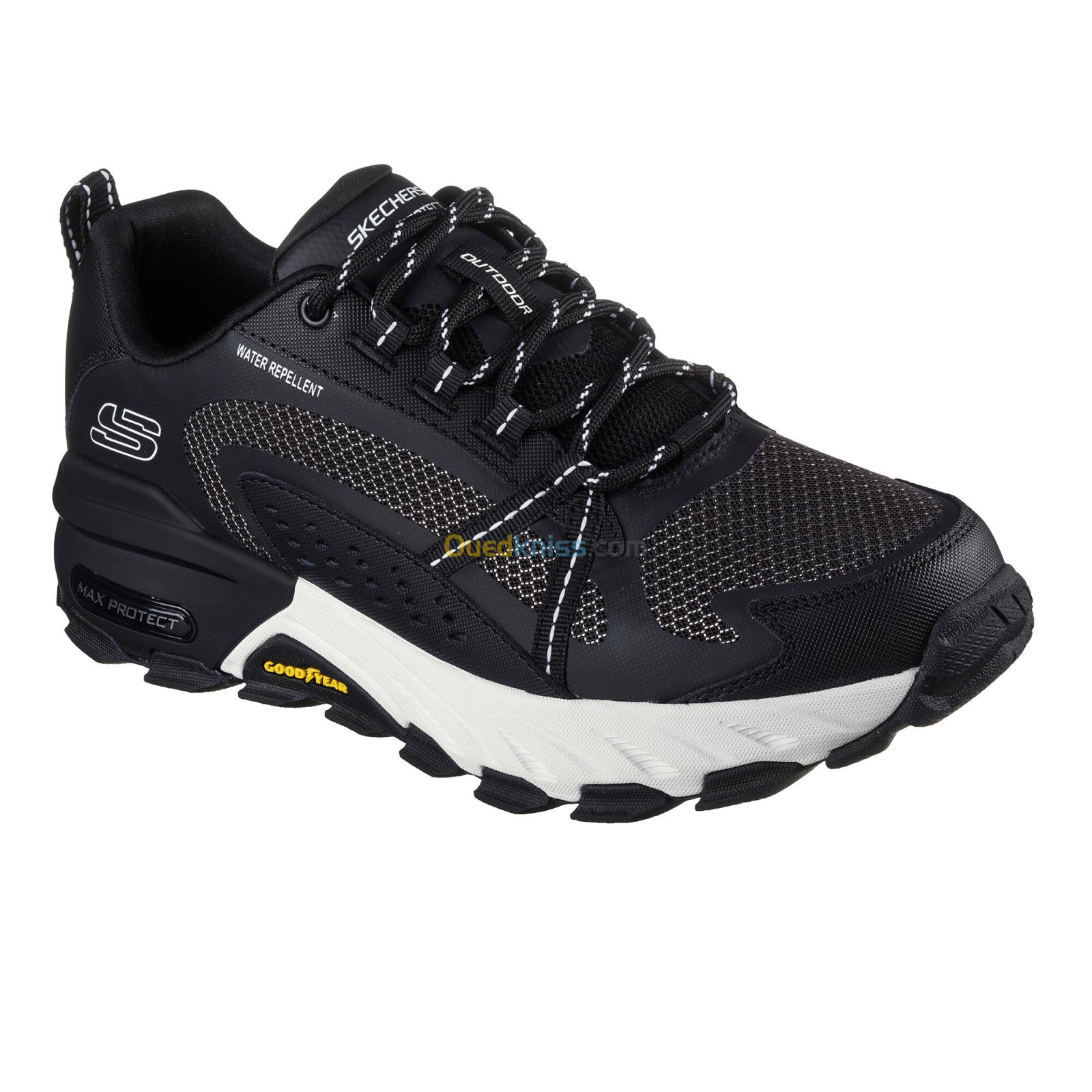 SKECHERS Max Protect