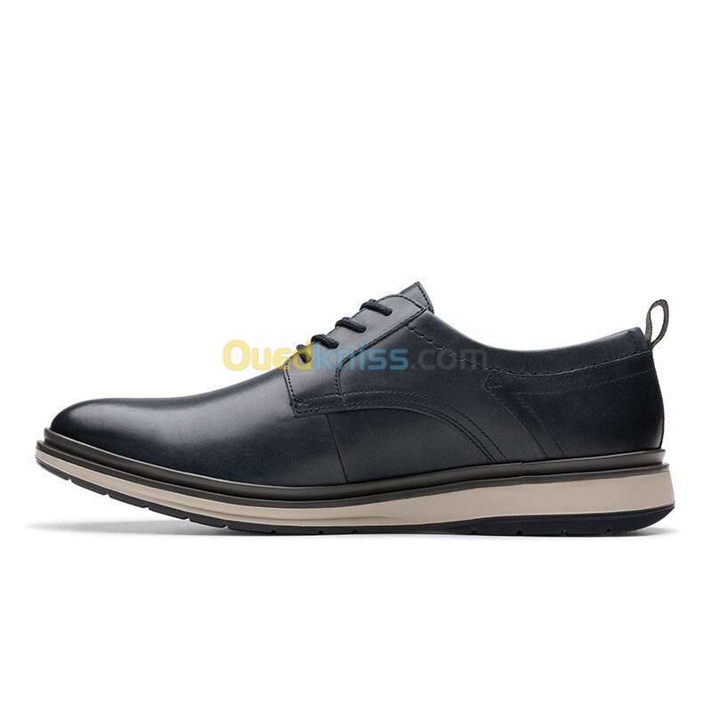 CLARKS Chantry Lo Navy Leather