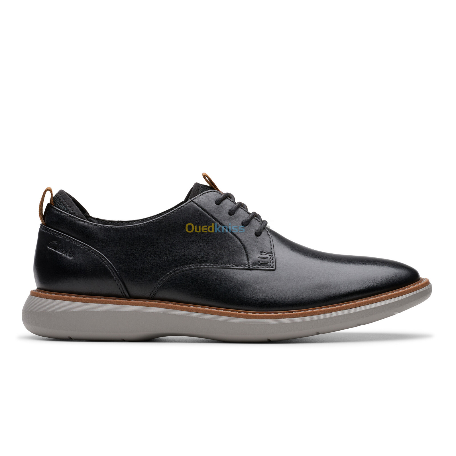 CLARKS Brantin Plain Black Leather