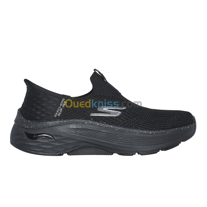 SKECHERS Max Cushioning Arch Fit- Flui