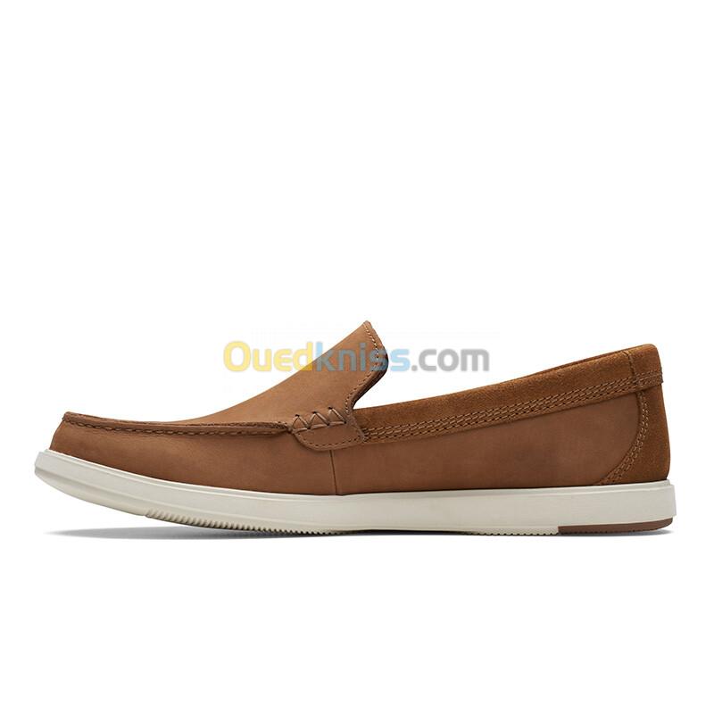 CLARKS Bratton Loafer