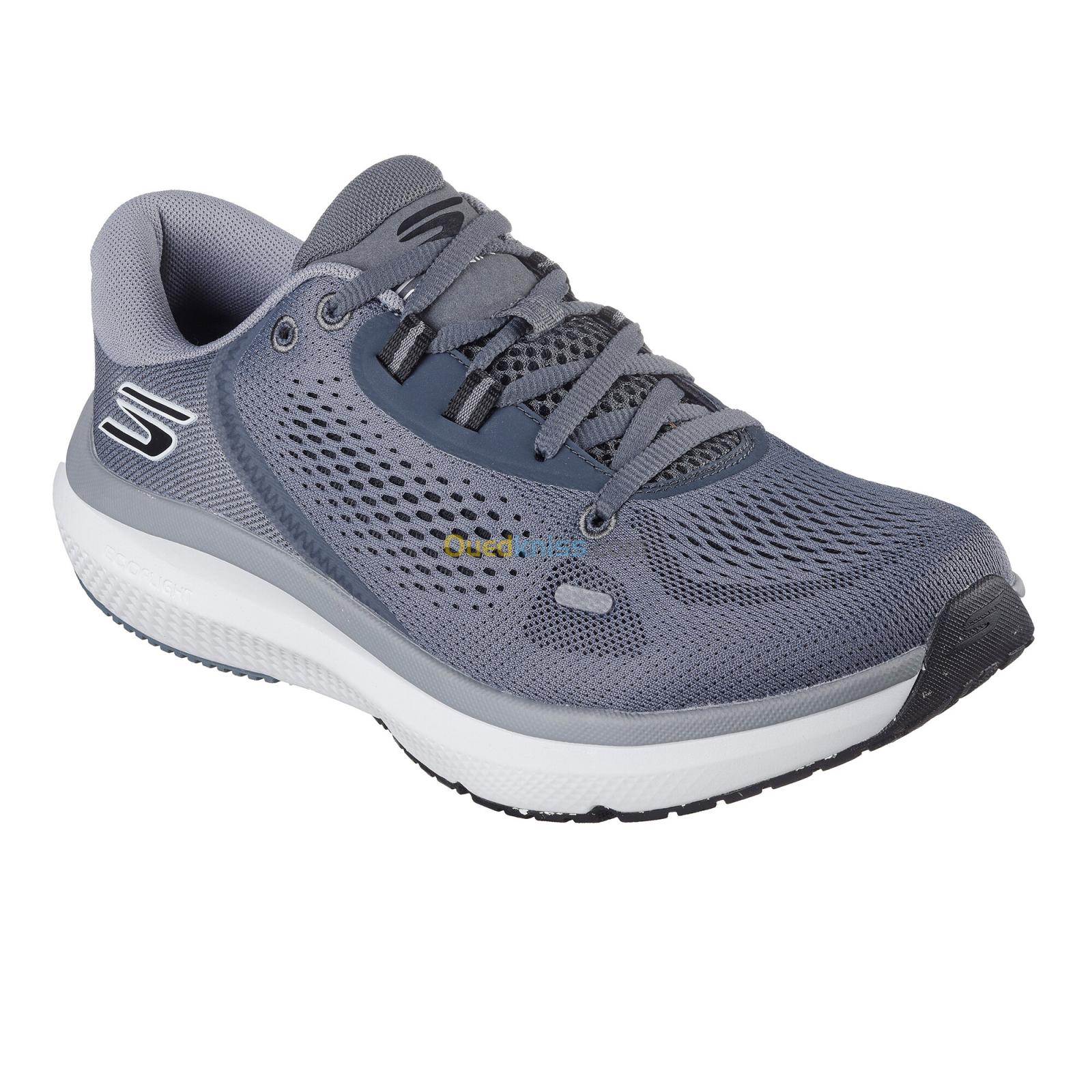 SKECHERS Go Run Pure 4