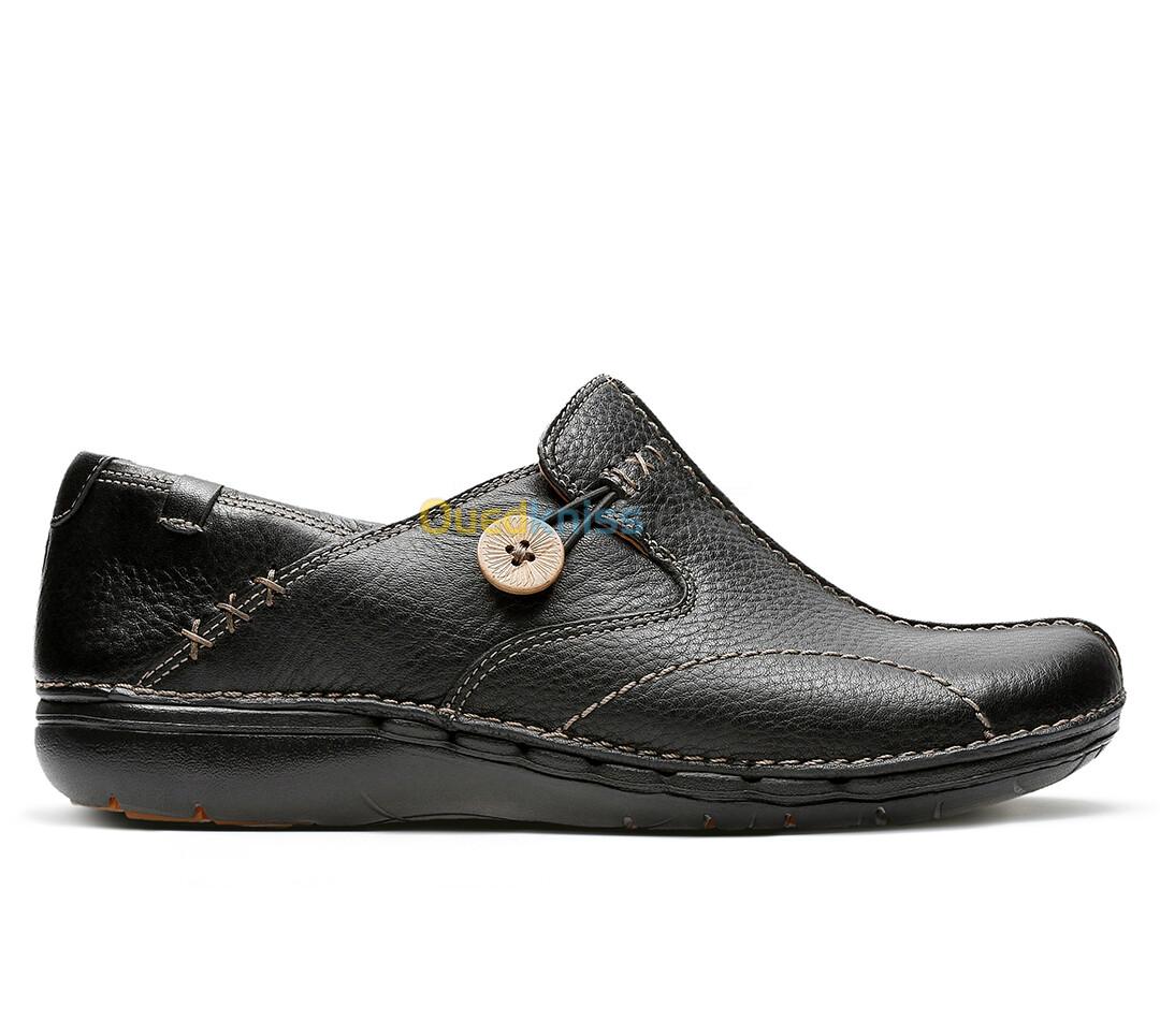 CLARKS Un Loop Black Leather