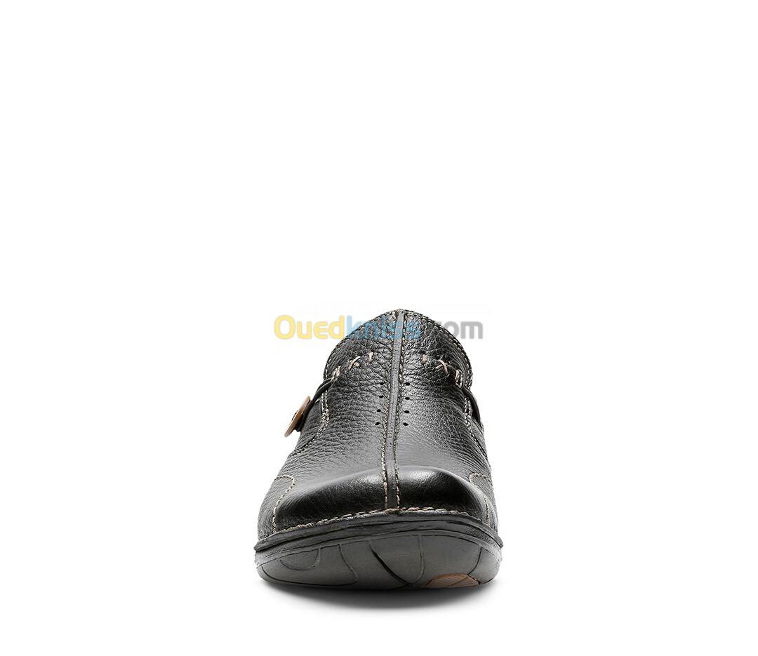 CLARKS Un Loop Black Leather