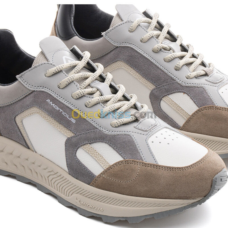 AMBITIOUS Venture Taupe/Offwhite