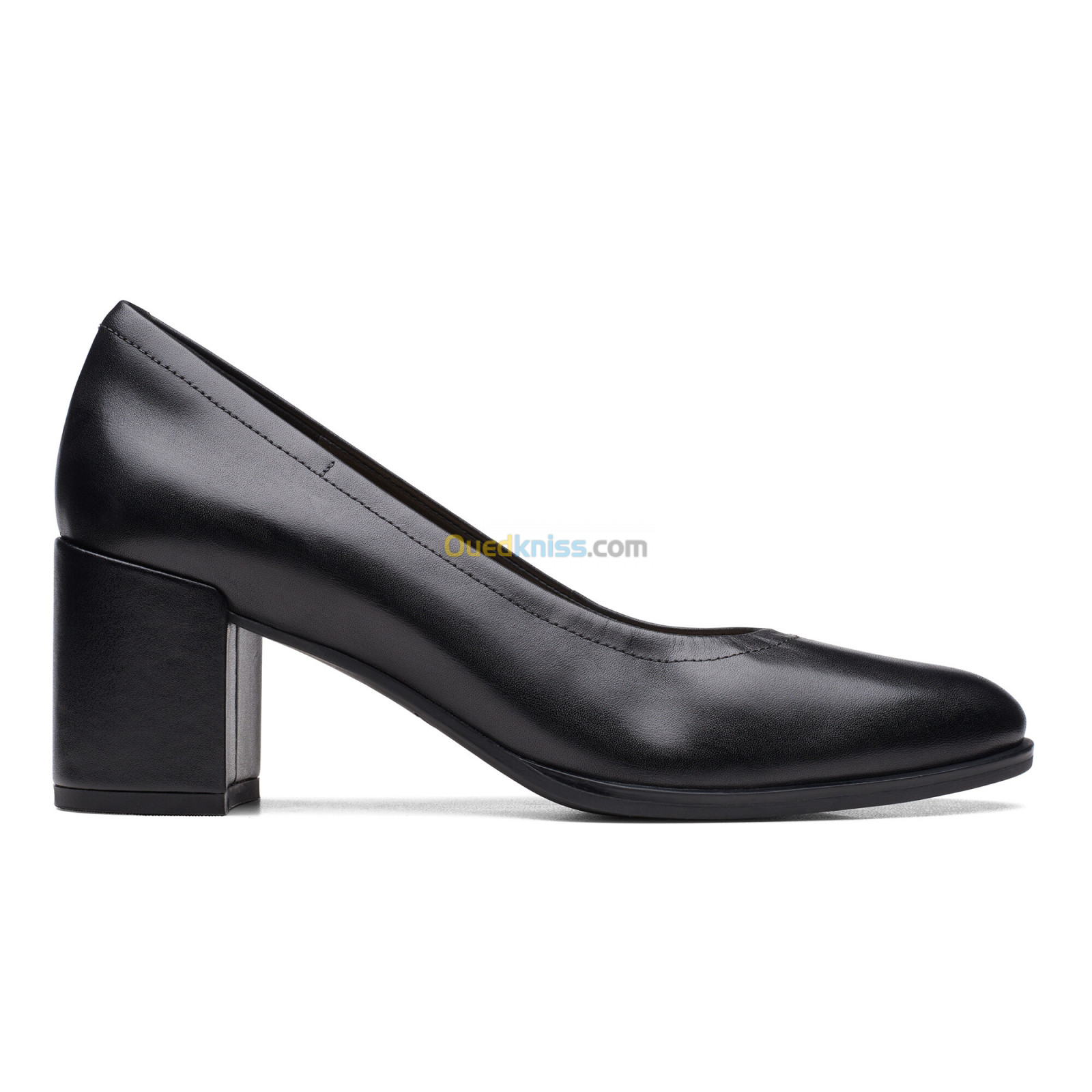 CLARKS Freva55 Court Black Leather