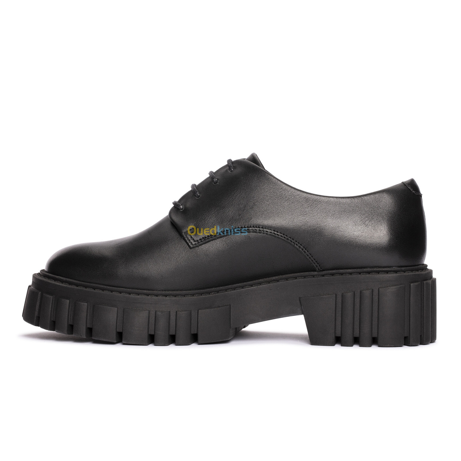 CLARKS Page Walk Black Leather