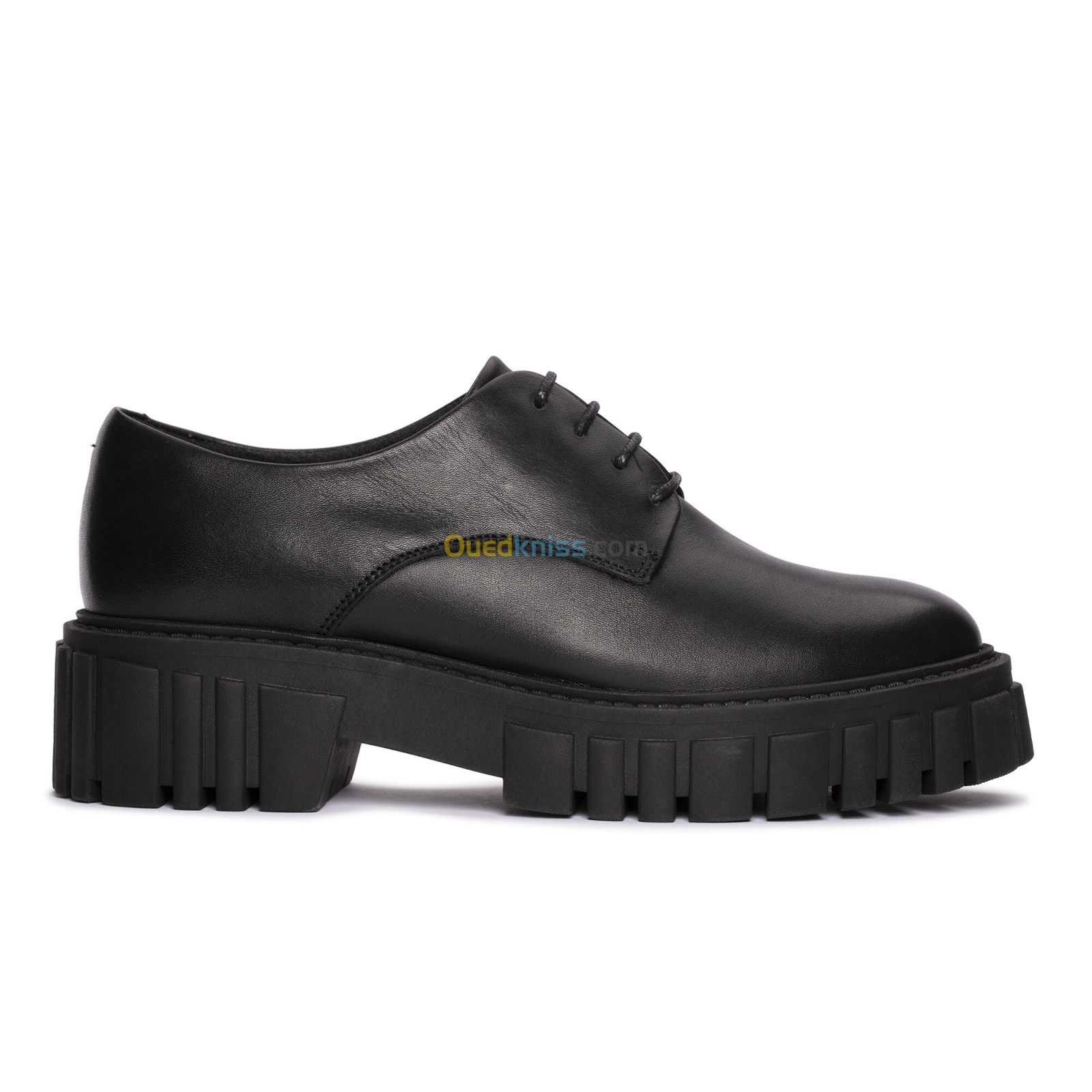 CLARKS Page Walk Black Leather