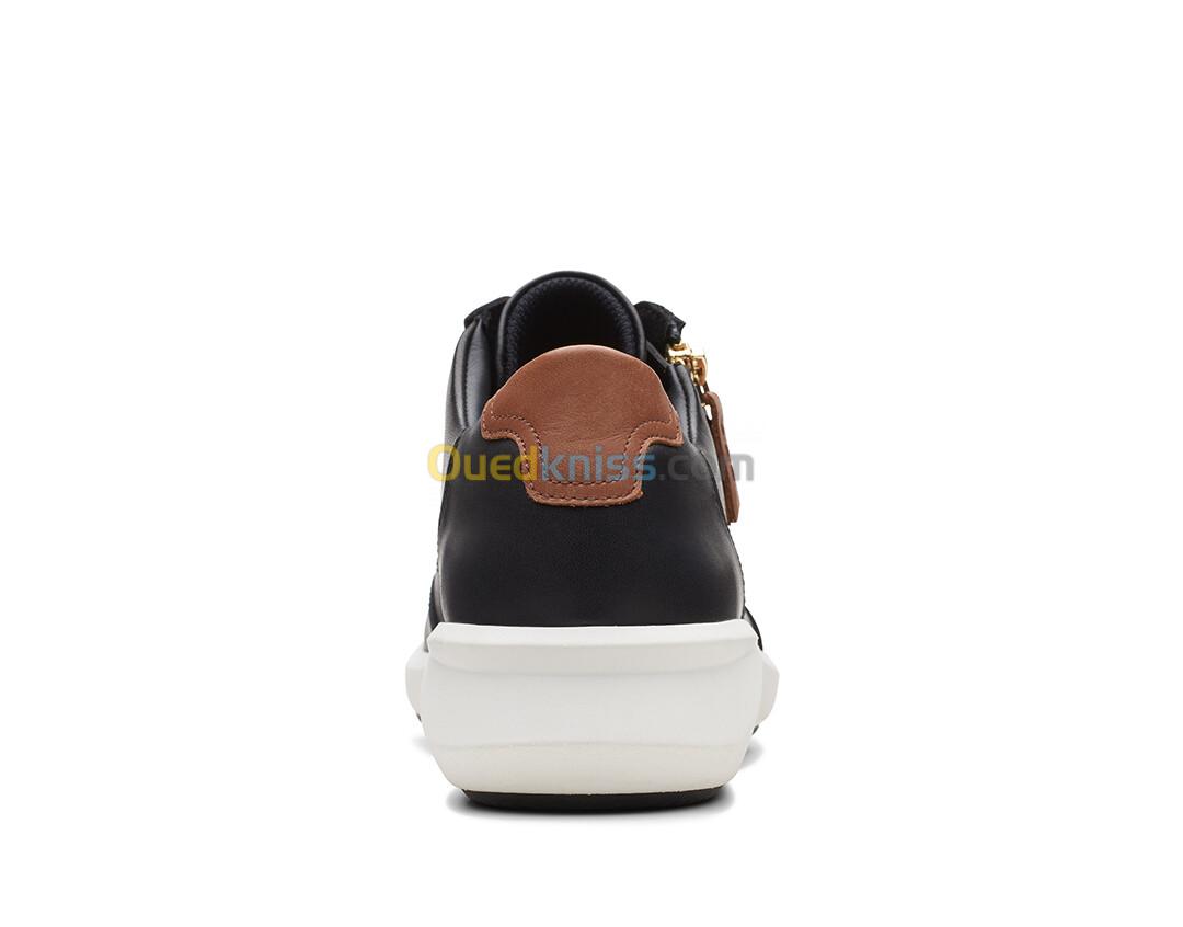 CLARKS Un Rio Zip Black Leather