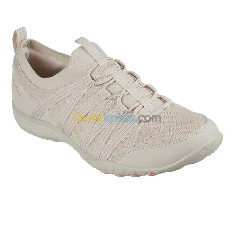 SKECHERS BREATHE-EASY - FIRST LIGHT